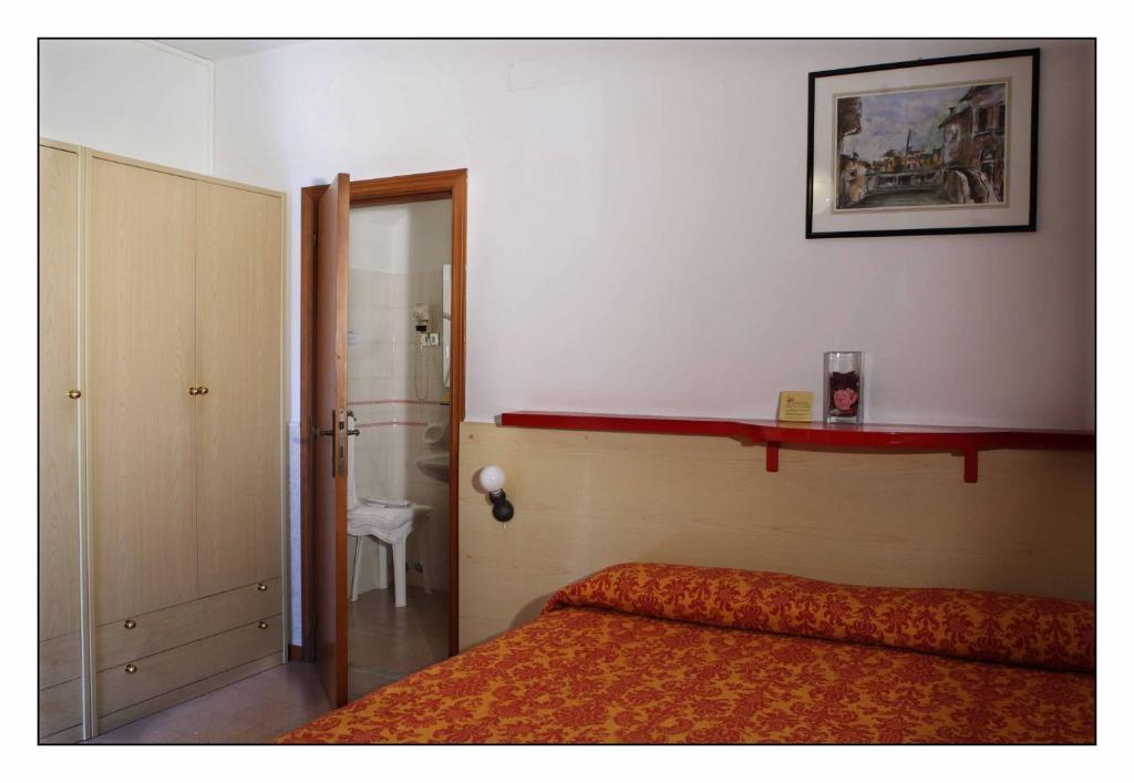 Due Torri Hotel San Severino Marche Cameră foto
